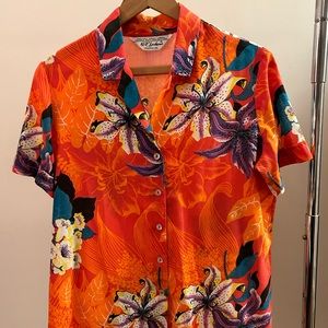 70s 80s vintage Hawaiian shirt blouse orange lily print short sleeve vtg retro